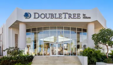 Doubletree by Hilton Sharks Bay