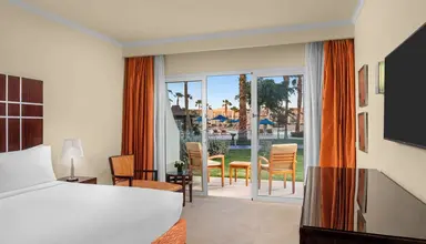 Doubletree by Hilton Sharks Bay