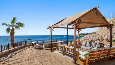 Doubletree by Hilton Sharks Bay