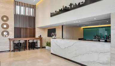 Doubletree by Hilton Sharks Bay