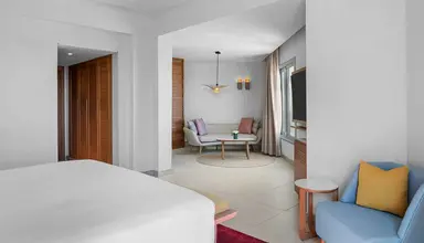 Doubletree by Hilton Sharks Bay