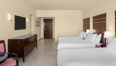 Doubletree by Hilton Sharks Bay