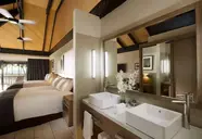 DoubleTree Resort by Hilton Fiji