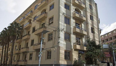Dragonara Court