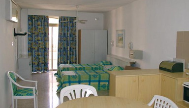 Dragonara Court
