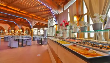 Dream Lagoon & Aqua Park Resort