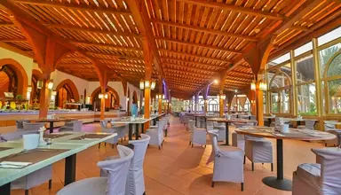 Dream Lagoon & Aqua Park Resort