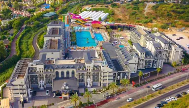 Dream World Palace