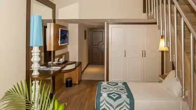Dream World Resort & Spa