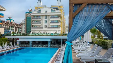 Dream World Resort & Spa