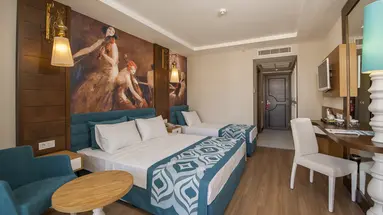 Dream World Resort & Spa