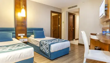 Dream World Resort & Spa