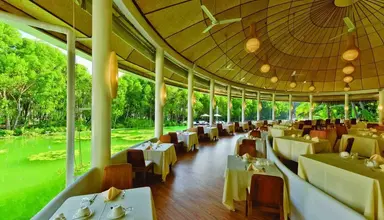 Dreamland - The Unique Sea Lake Resort