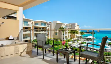 Dreams Jade Resort & Spa