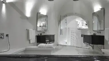 Dreams Luxury Suites