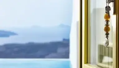 Dreams Luxury Suites