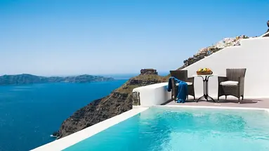 Dreams Luxury Suites
