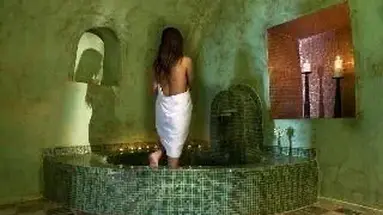 Dreams Luxury Suites