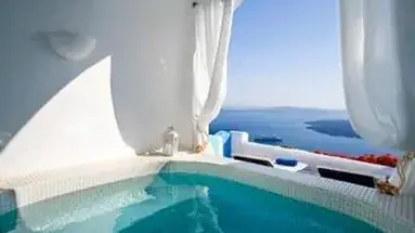 Dreams Luxury Suites
