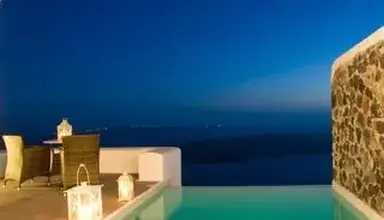 Dreams Luxury Suites