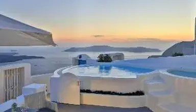 Dreams Luxury Suites