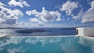 Dreams Luxury Suites