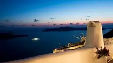 Dreams Luxury Suites