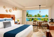 Dreams Sands Cancun Resort & Spa