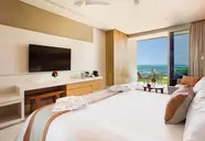 Dreams Vista Cancun Golf & Spa Resort