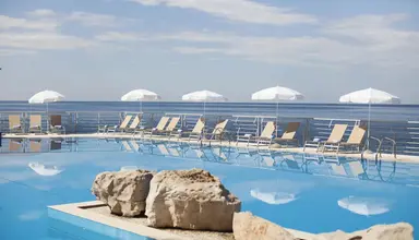 Dubrovnik Palace