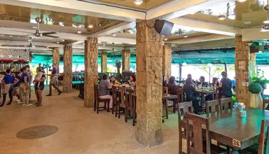Dumaluan Beach Resort