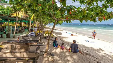 Dumaluan Beach Resort