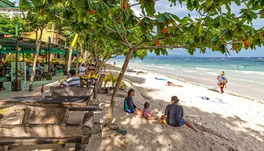 Dumaluan Beach Resort