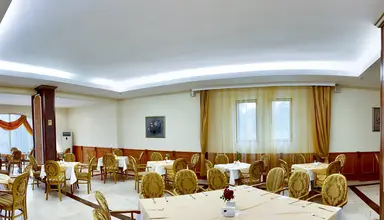 Duni Marina Royal Palace