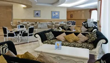 Duni Marina Royal Palace