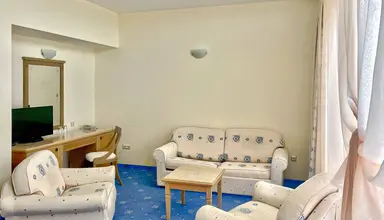 Duni Marina Royal Palace