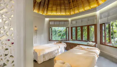 Dusit Thani Maldives