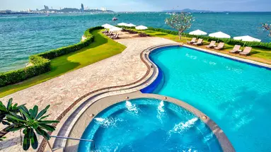 Dusit Thani Pattaya