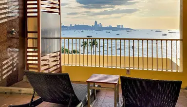 Dusit Thani Pattaya
