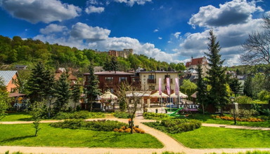 Dwa Księżyce