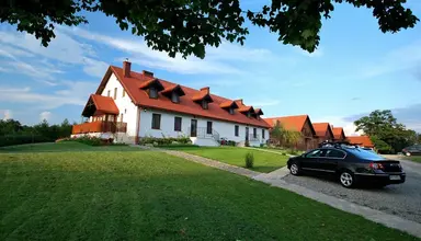 Dwór Kombornia - Folwark