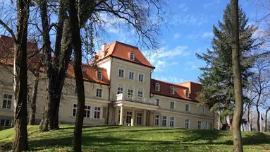 Dwór Sieraków