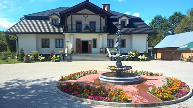 Dwór Szlachecki Biedaczów