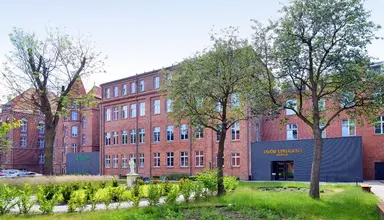 Dwór Uphagena Arche