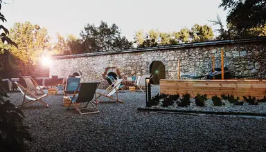 Dwór w Tomaszowicach