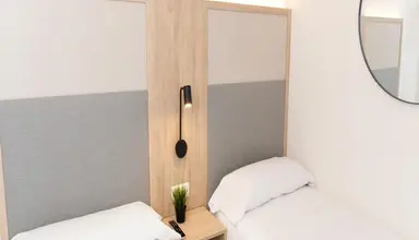 Dynastic Rooms Apartments