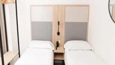 Dynastic Rooms Apartments