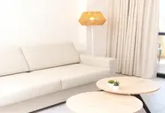 Dynastic Rooms Apartments