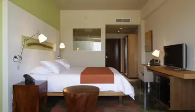 E Hotel Spa and Resort