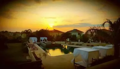 E Hotel Spa and Resort